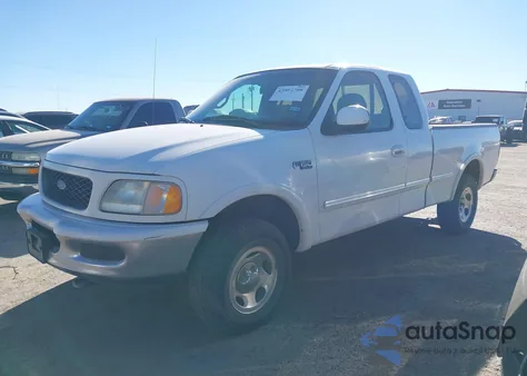 1997 Ford F-150 Lariat/Xl/Xlt z USA, uszkodzony, nr VIN 1FTDX18W2VNB52805